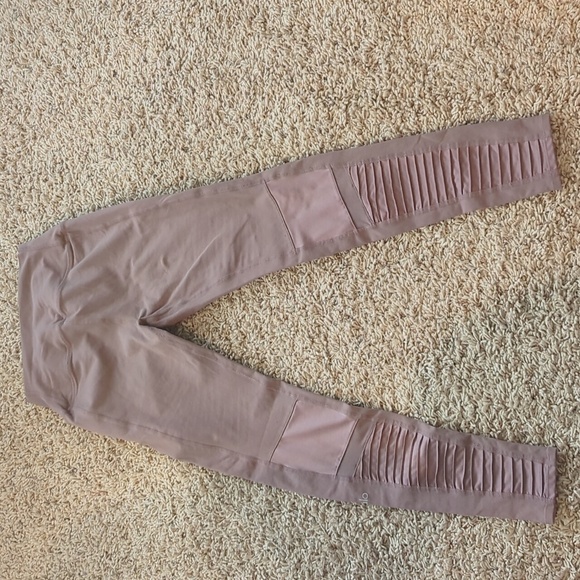 Alo moto leggings - Picture 4 of 4